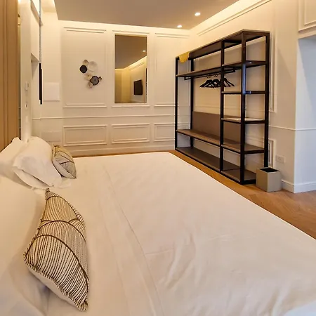 Madr'house Λα Μανταλένα