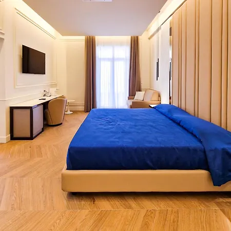 Madr'house Bed and Breakfast 4*
